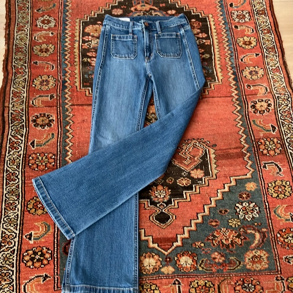 GAP High rise 70’s flair sz. 24 petite